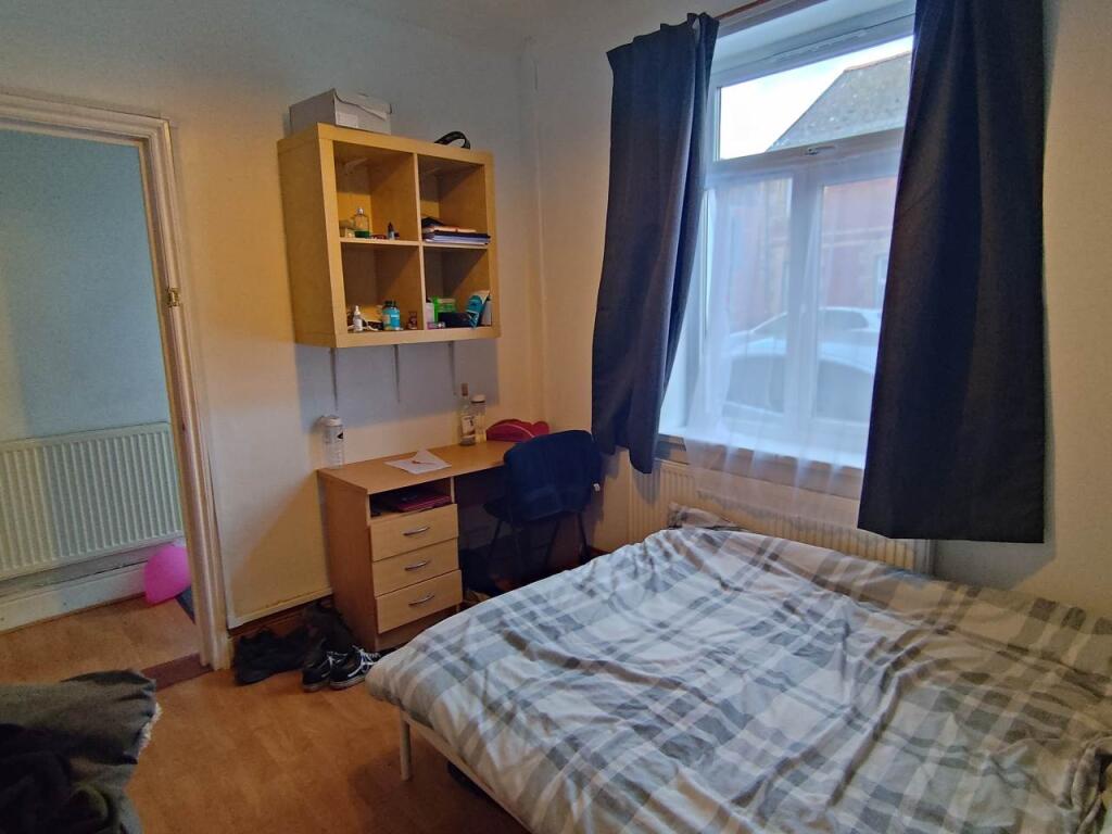 Ground floor front b