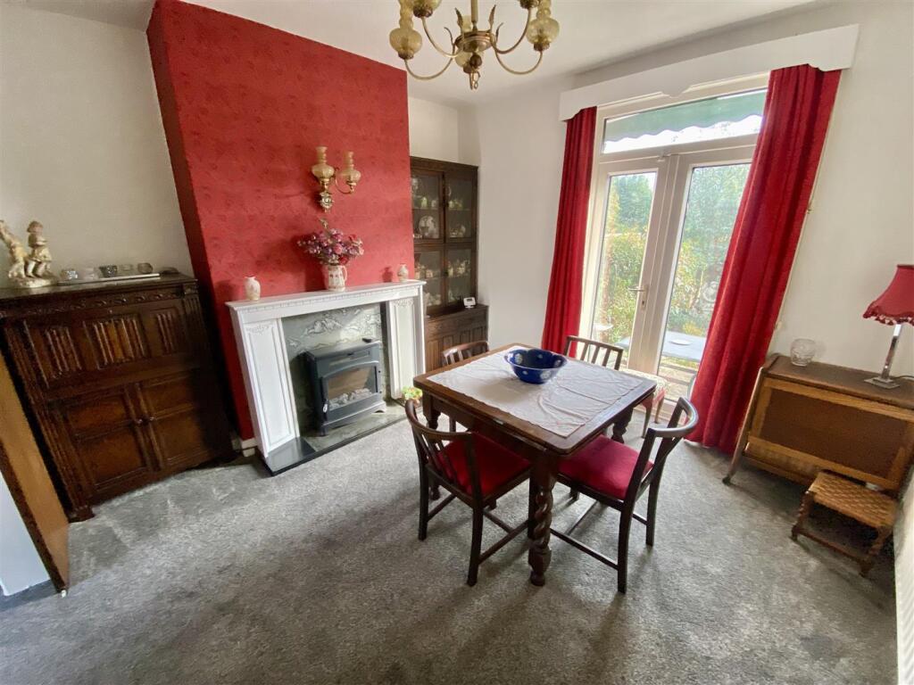 Bramleys Estate Agents - Glebe Gate - Mirfield (17