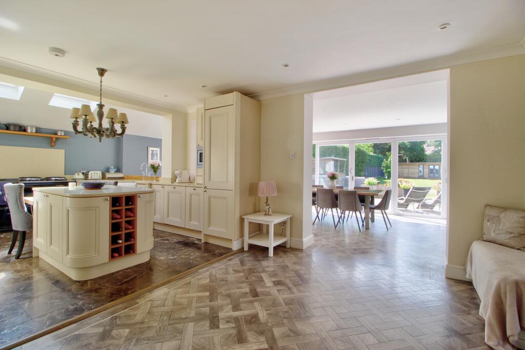 Timeless cabinetry &amp; modern family space