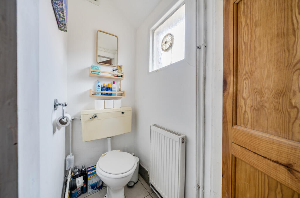 1353832-10-68c2f7...