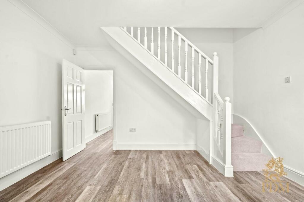 14 Frederick Road Stapleford NG9 8FN