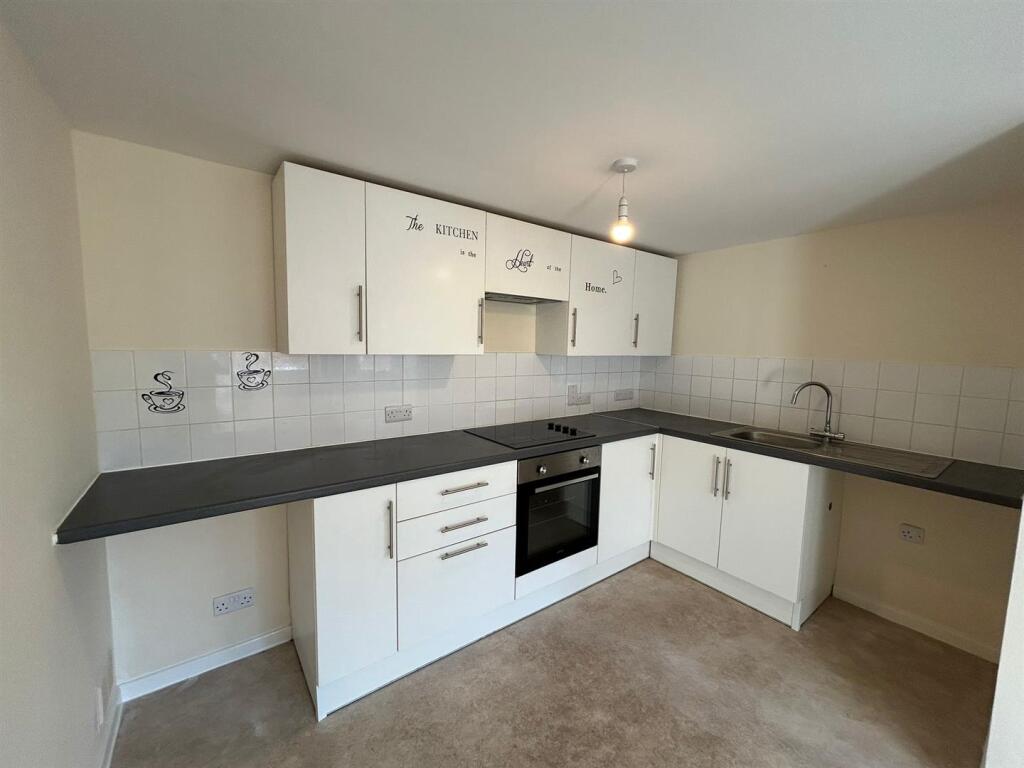 WhatsApp Image 2025-10-06 at 14.45.39 (1).jpeg