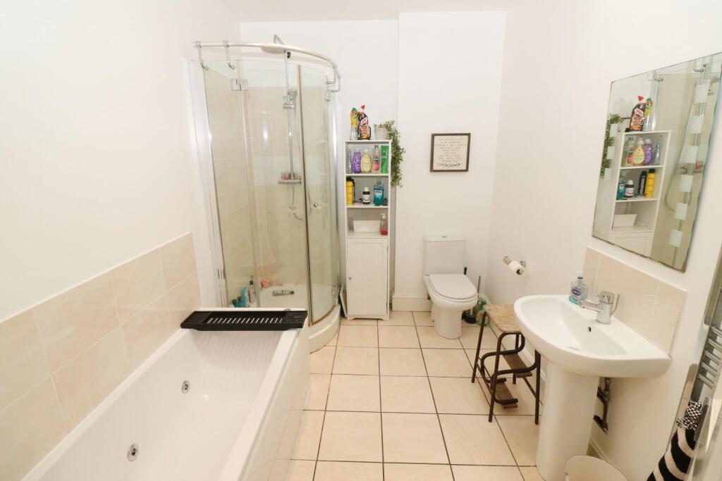 Bath / Shower Room / WC