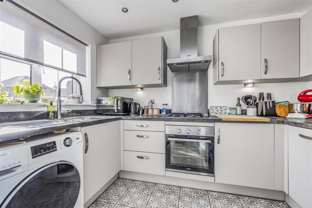 1 Brook Close, Nutbourne-PorticoMarketing-Nexa-12.