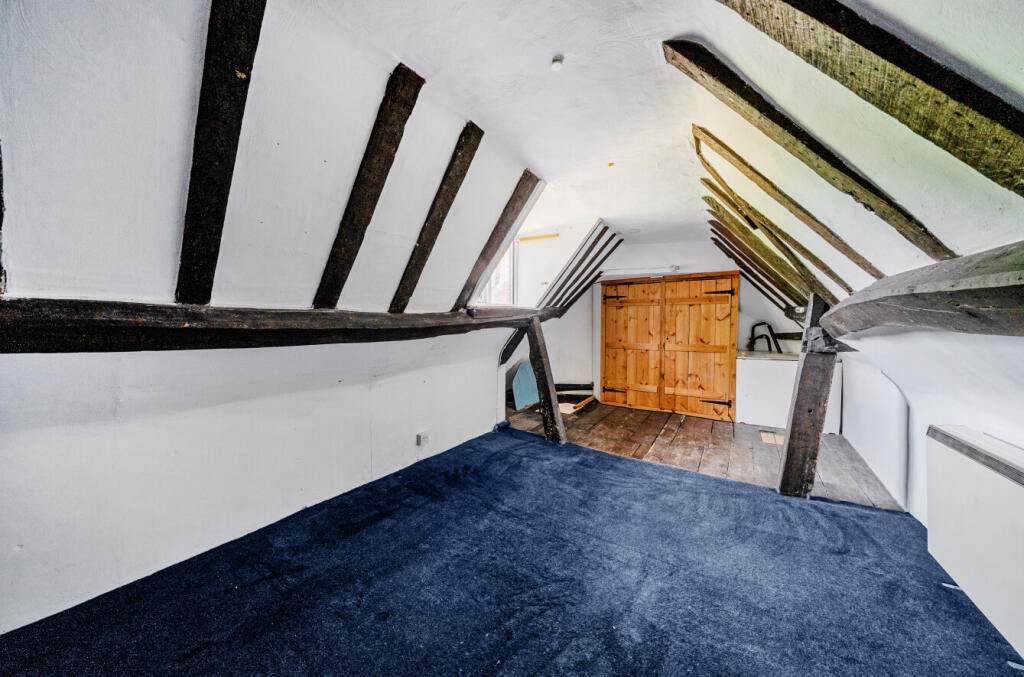 1300755-10-6836db...