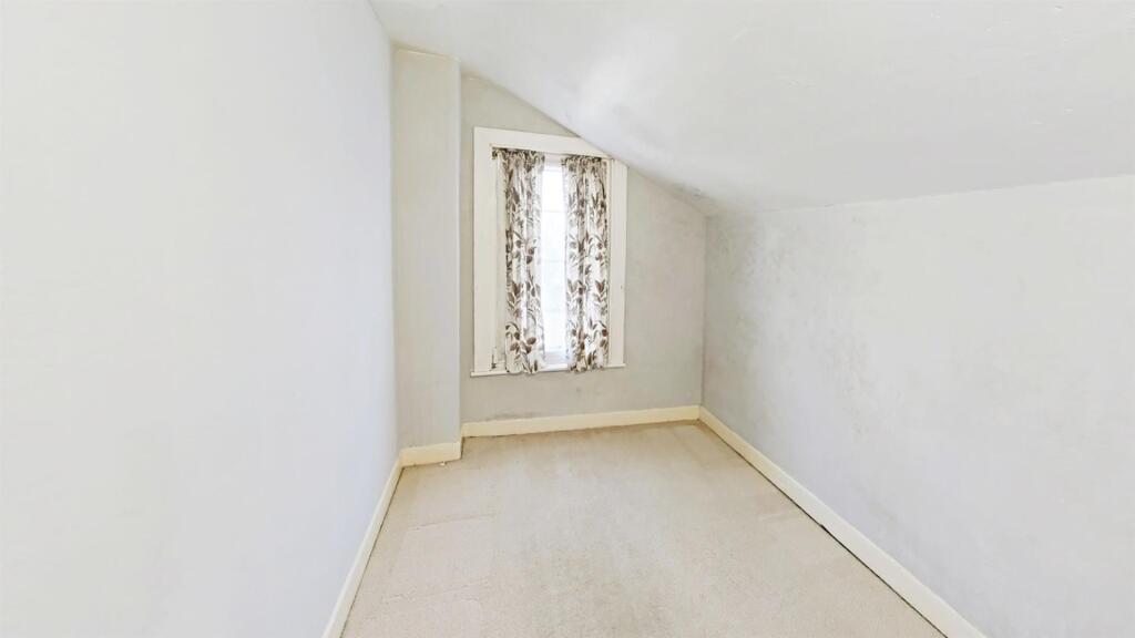 Rear Bedroom