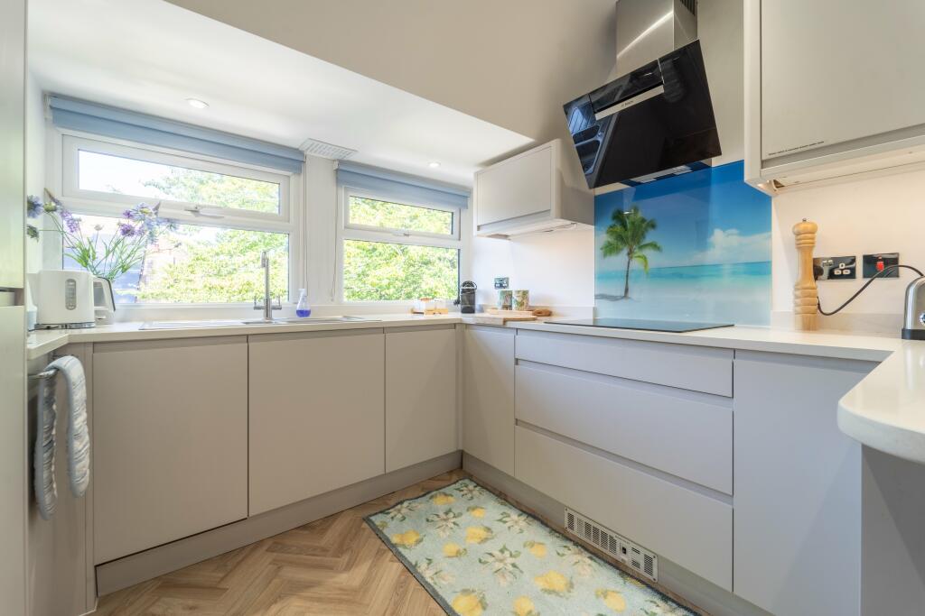 Kitchen (3)