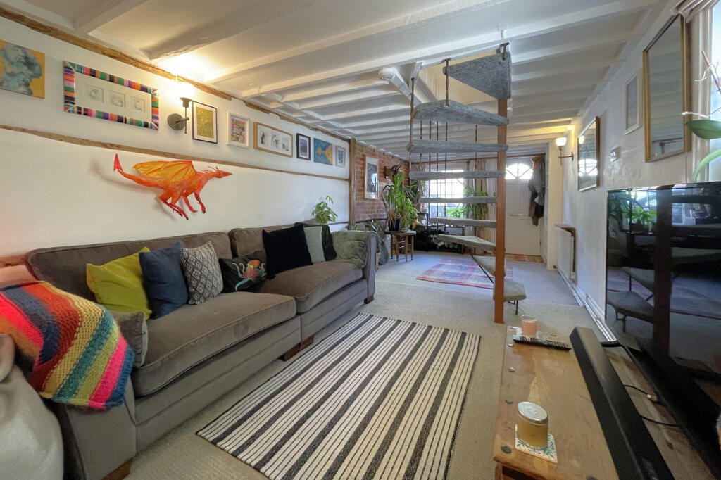 Living/Dining Room