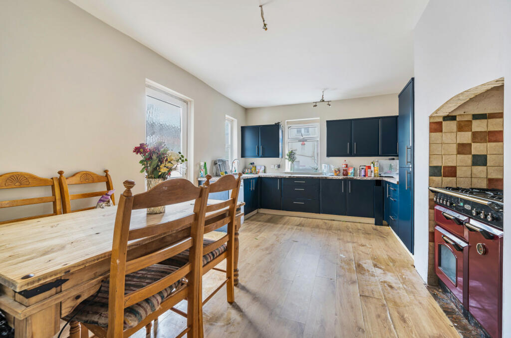 Kitchen/Breakfast