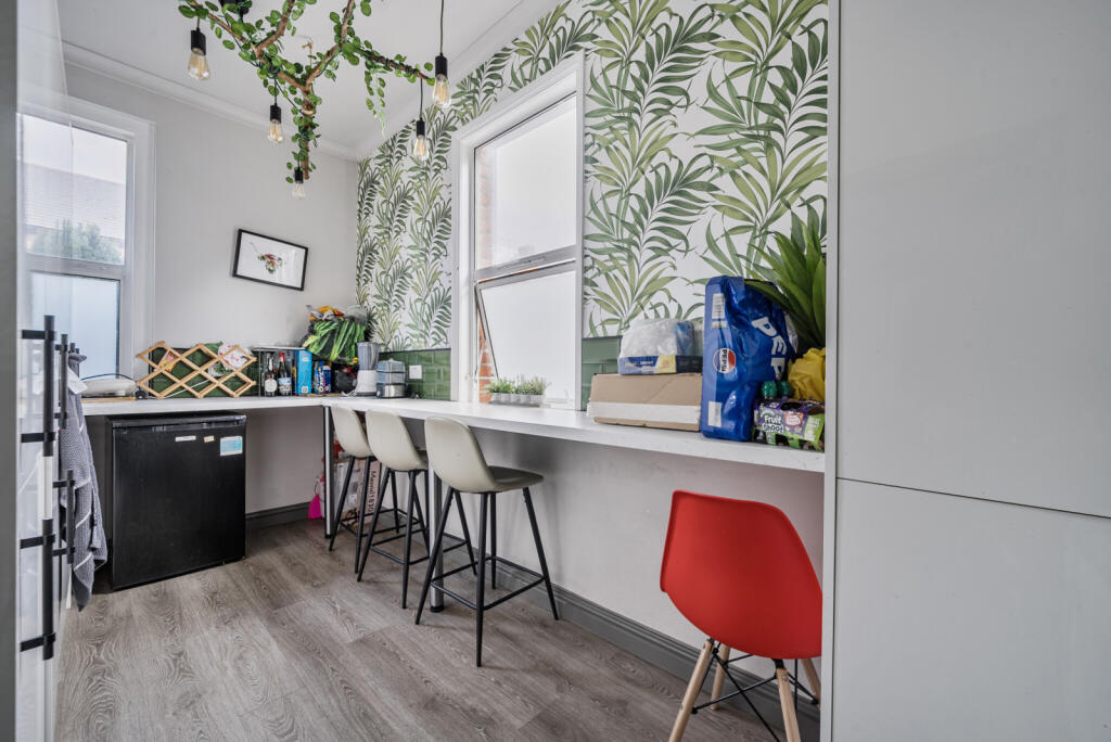 1341973-17-68b1aa...