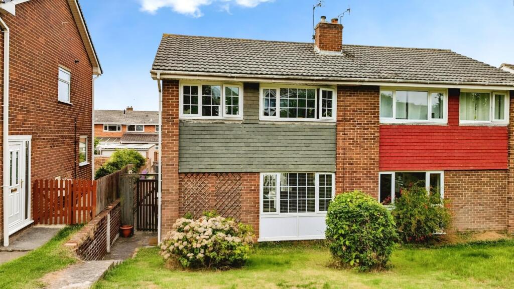 98 Finch front shot 2.jpg