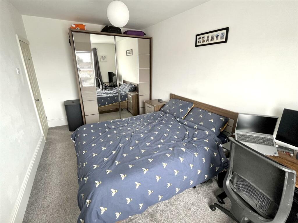 Bedroom 1 Aspect 2