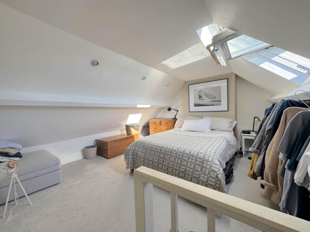 Bedroom2