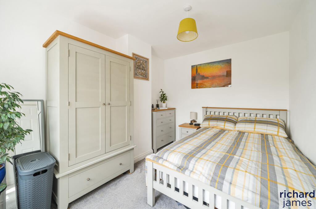 ad66c0a1-20f9-4d5...