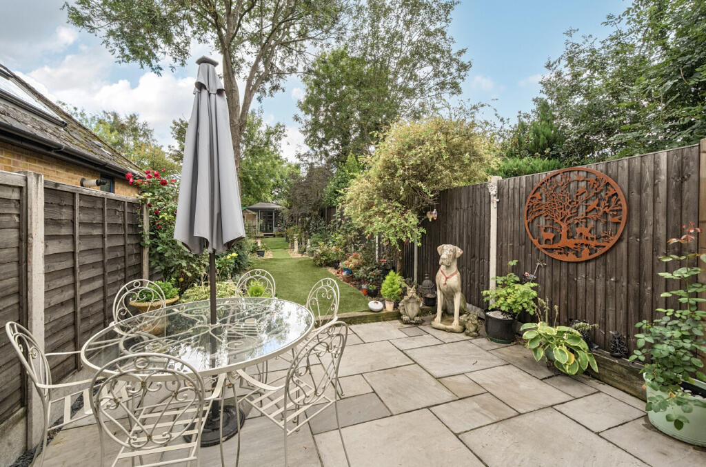 1343950-14-68b9a9...