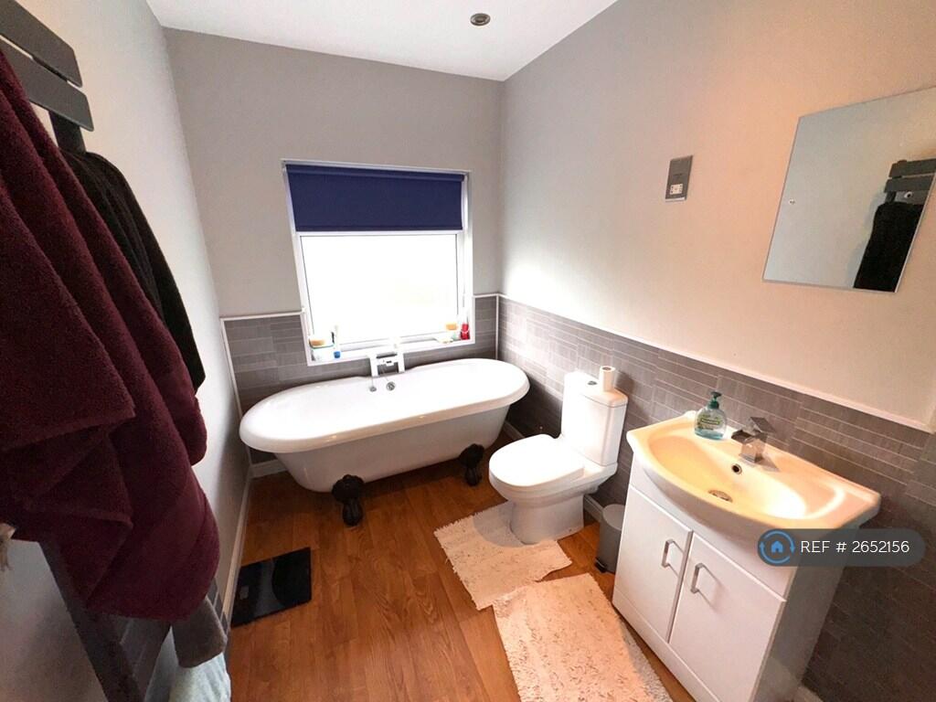Bathroom 2
