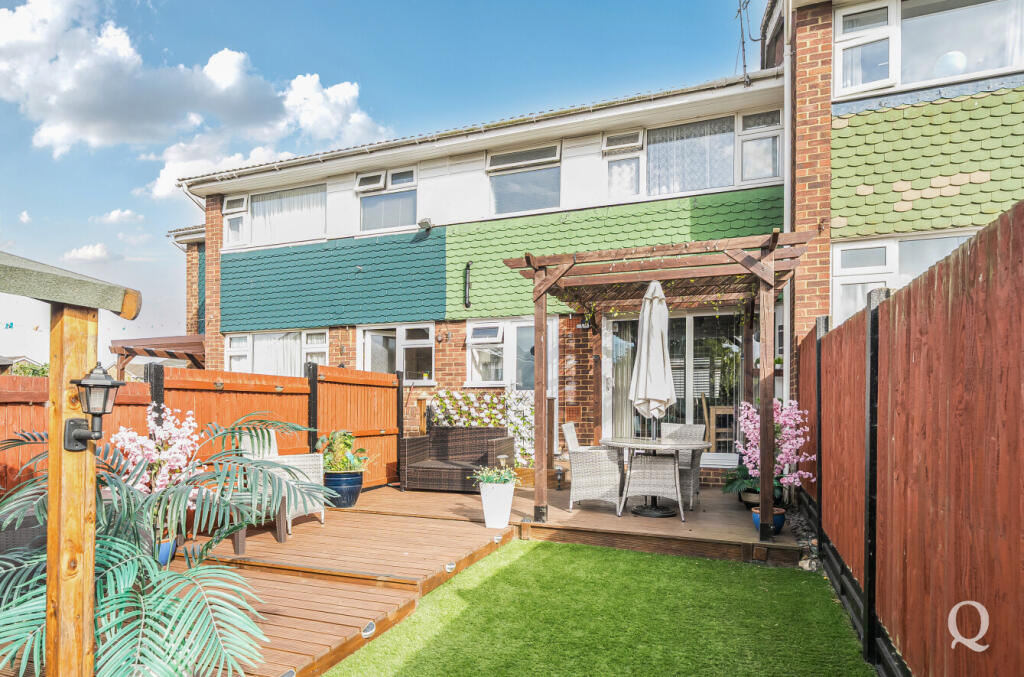 d6d5dbf4-5efa-41d...