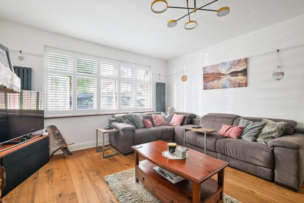 TUDOR AVENUE, 36- (5).jpg