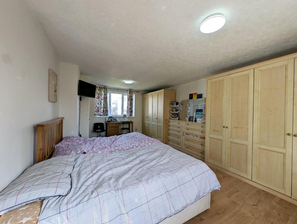 7744508f-85b3-49f3-823e-cc4d67a07b75