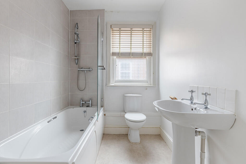 A14 - 14 Station ...