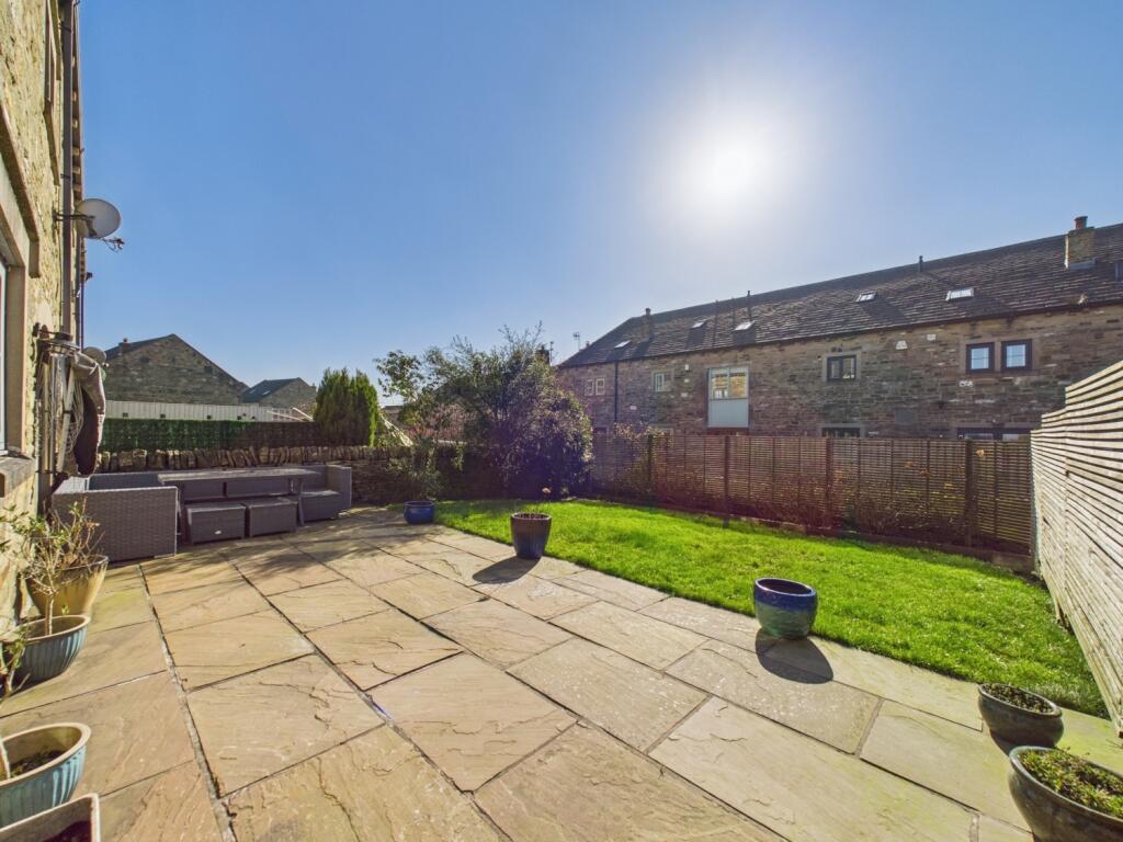 Rear South Facing Garden