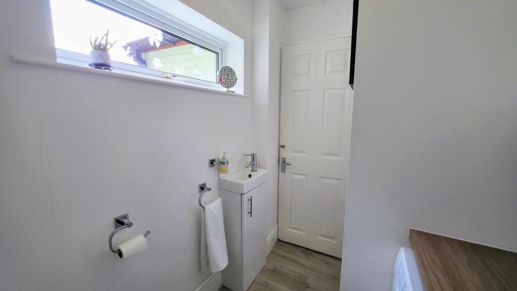Ground floor WC/Utility