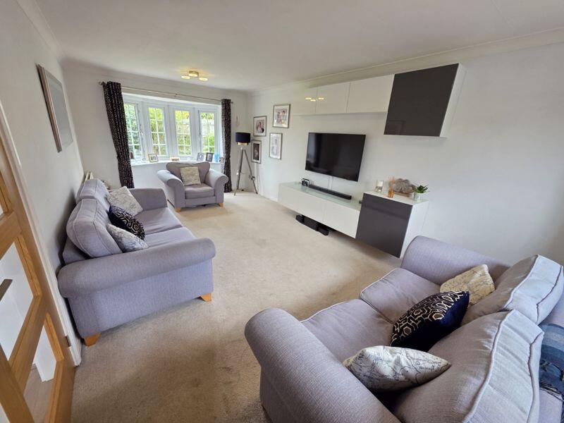 Lounge Additional Image 