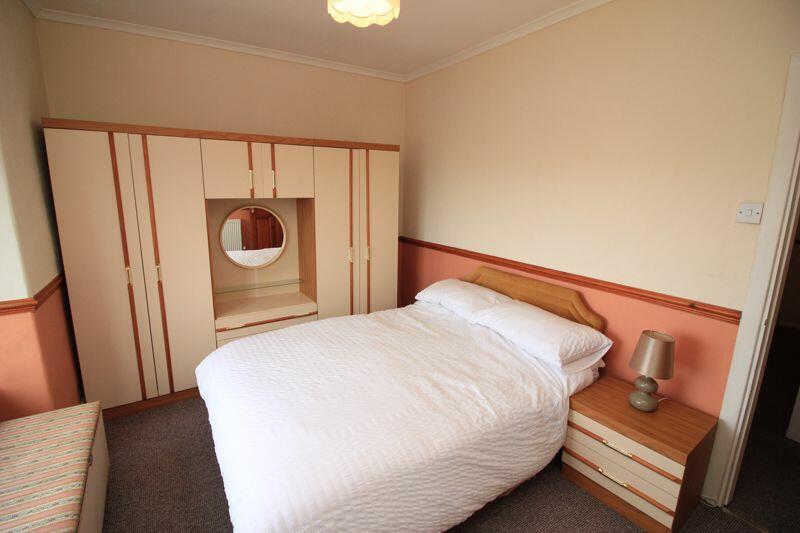 bedroom1