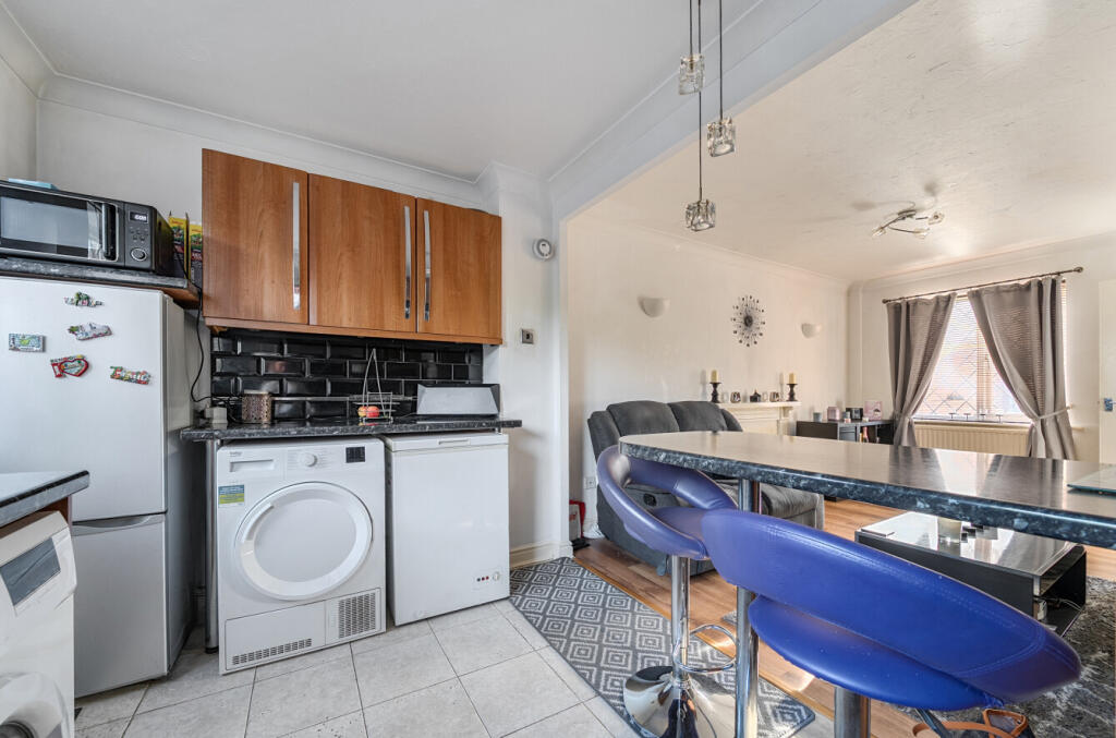 1365077-11-68f763...