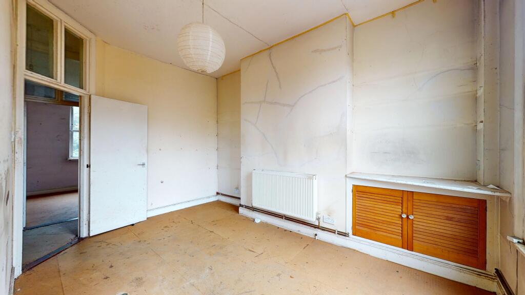 50B Colvestone Crescent, Hackney, London E8 2LH