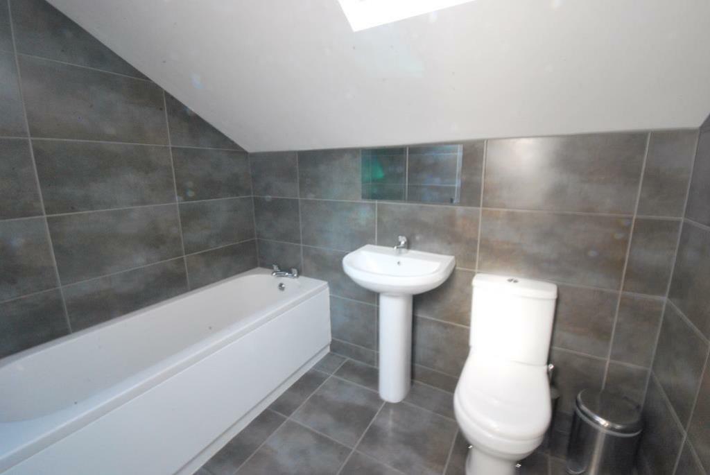 18 sunbury ave 12