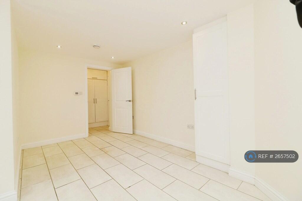 Bedroom Facing Internal Hall