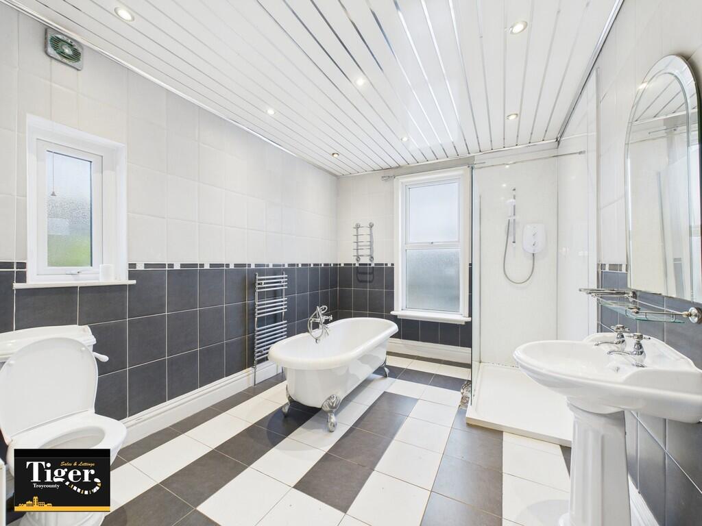 CAM03440G0-PR0300...