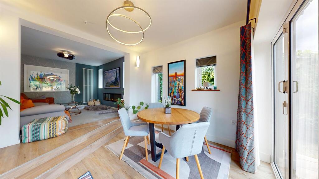 Dining Room &amp; Family Room