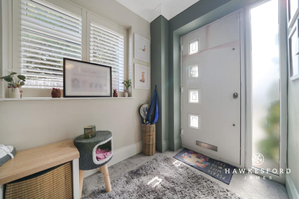 Church Road, Tonge - Entrance porch