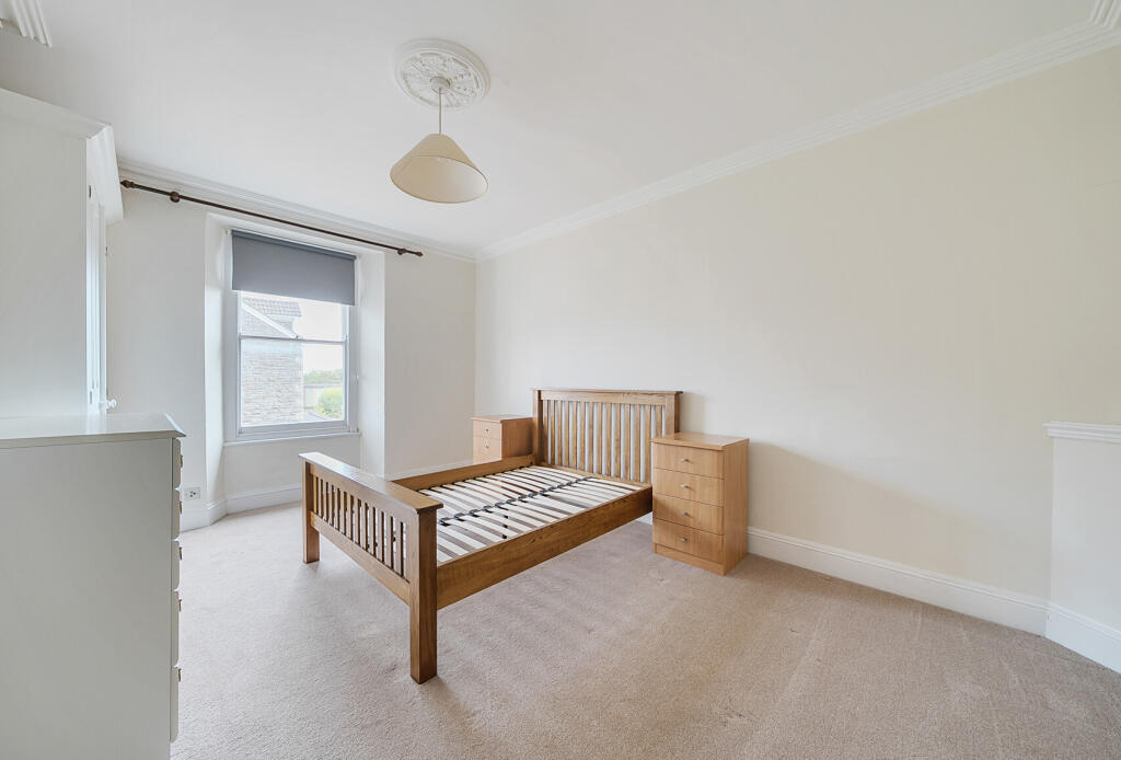 1344311-5-68a6edf...