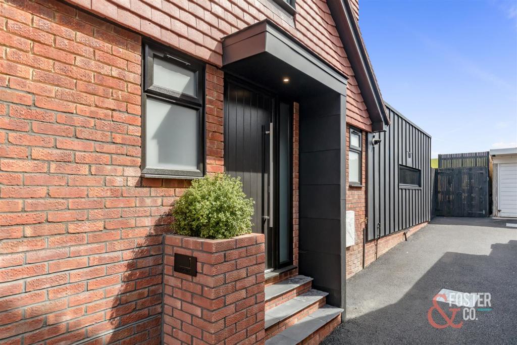 Ridge Close 1-26.JPG