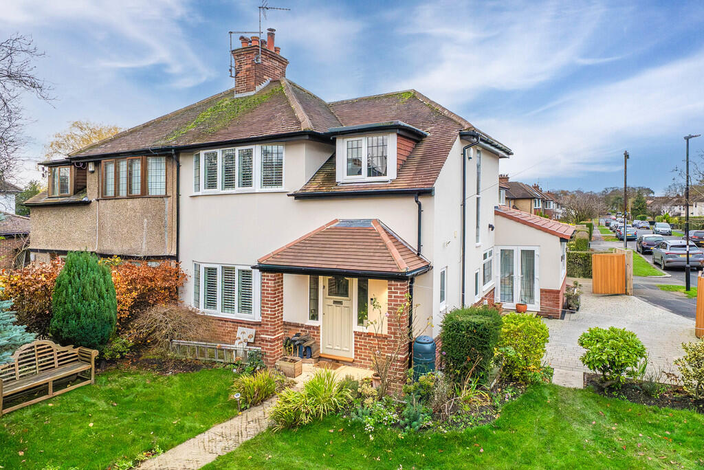 Wayside Crescent, Harrogate