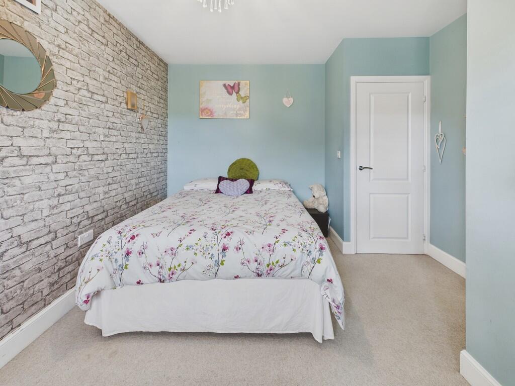 CAM04273G0-PR0192...