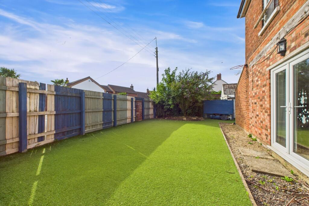 EweMove Spalding - Garden