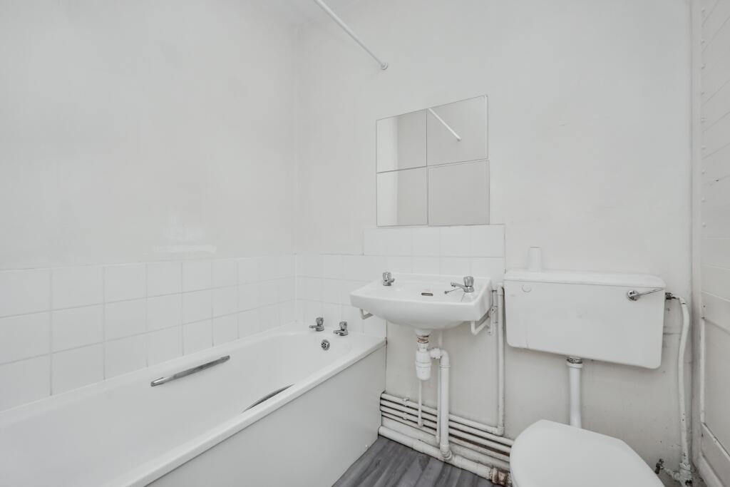 17 Halstead Close, Headcorn Drive, Canterbury, Kent, CT2 7UD