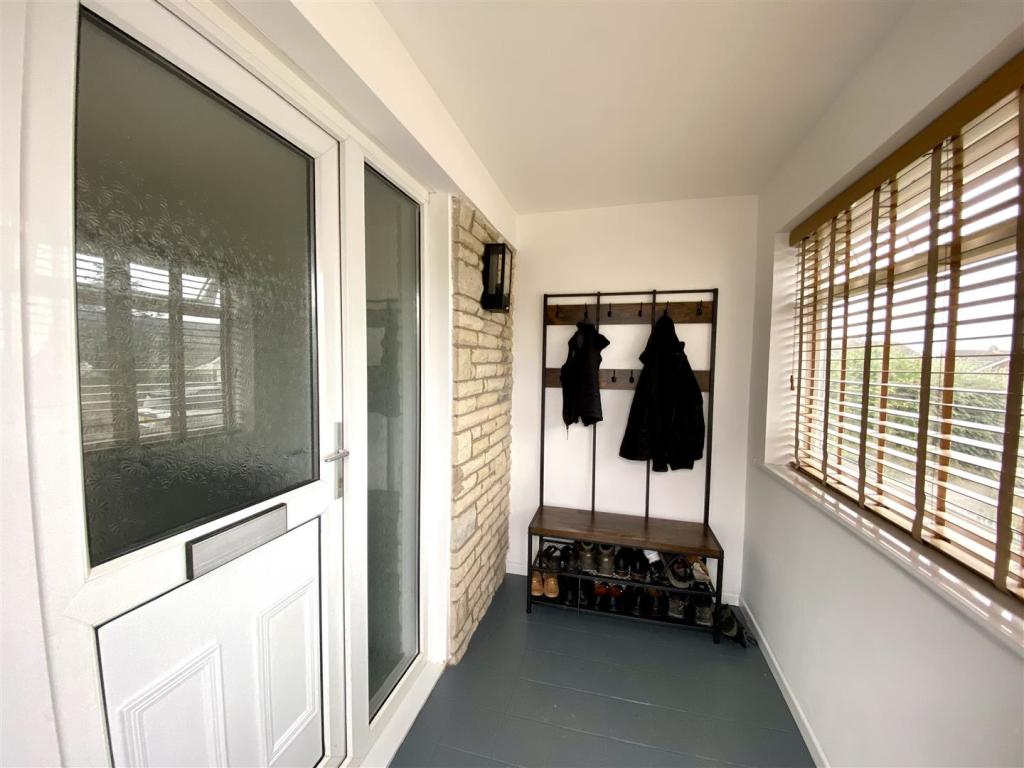 ENTRANCE PORCH