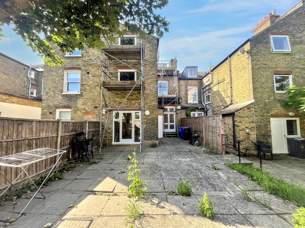 98 Ritherdon Road, Tooting, London SW17 8QQ