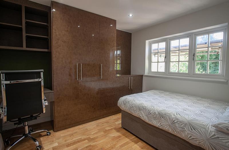 Room-3.jpg