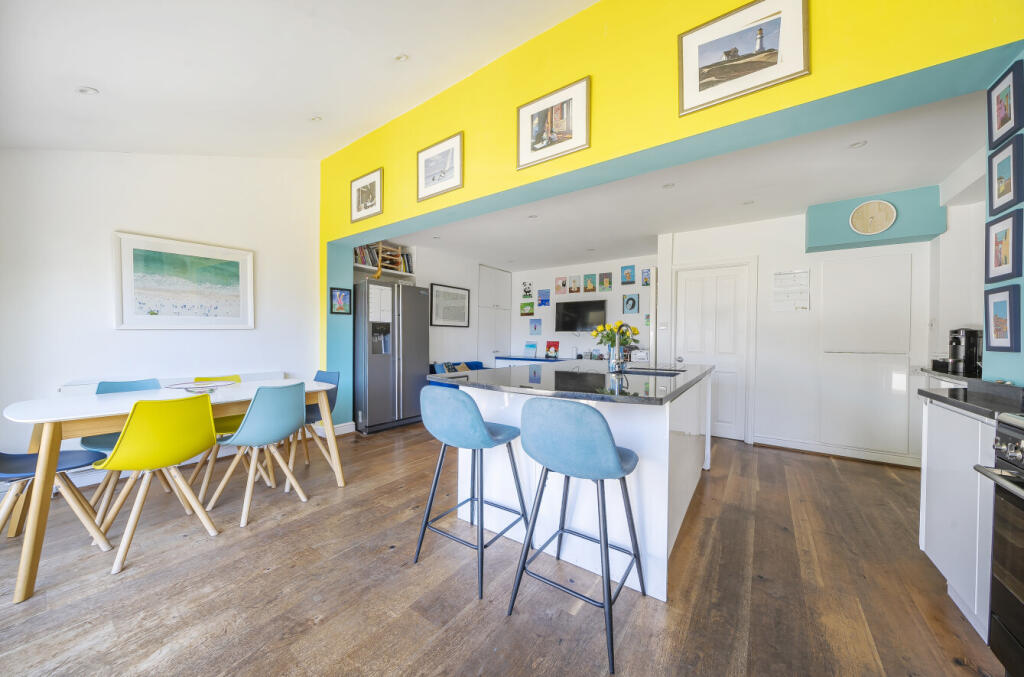 1363805-18-68e3d9...