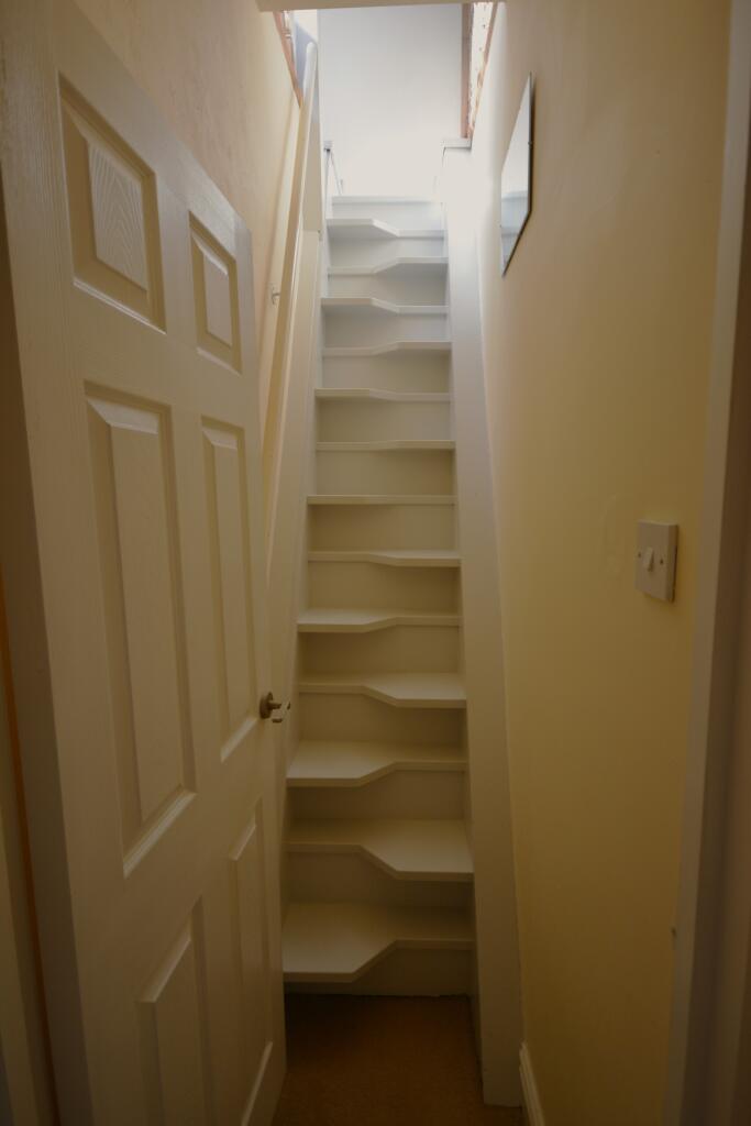 Space saving staircase