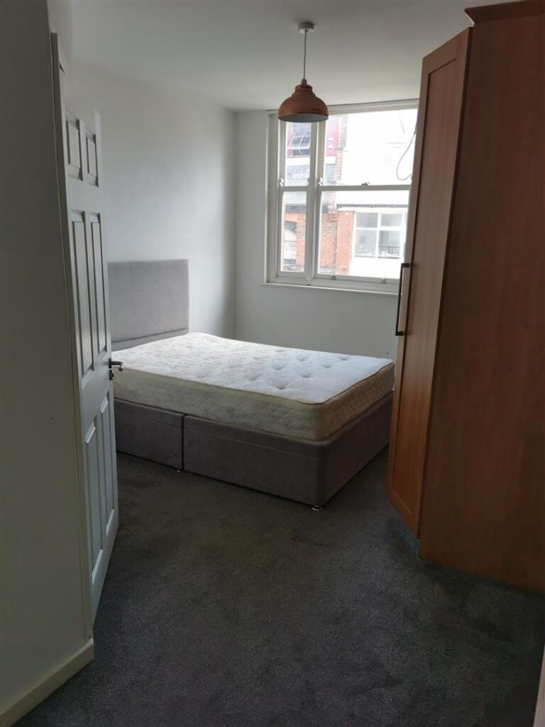 5wa room2.jpg