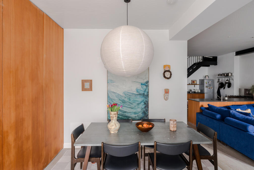 270710 - 6A Basing Court-44.jpg