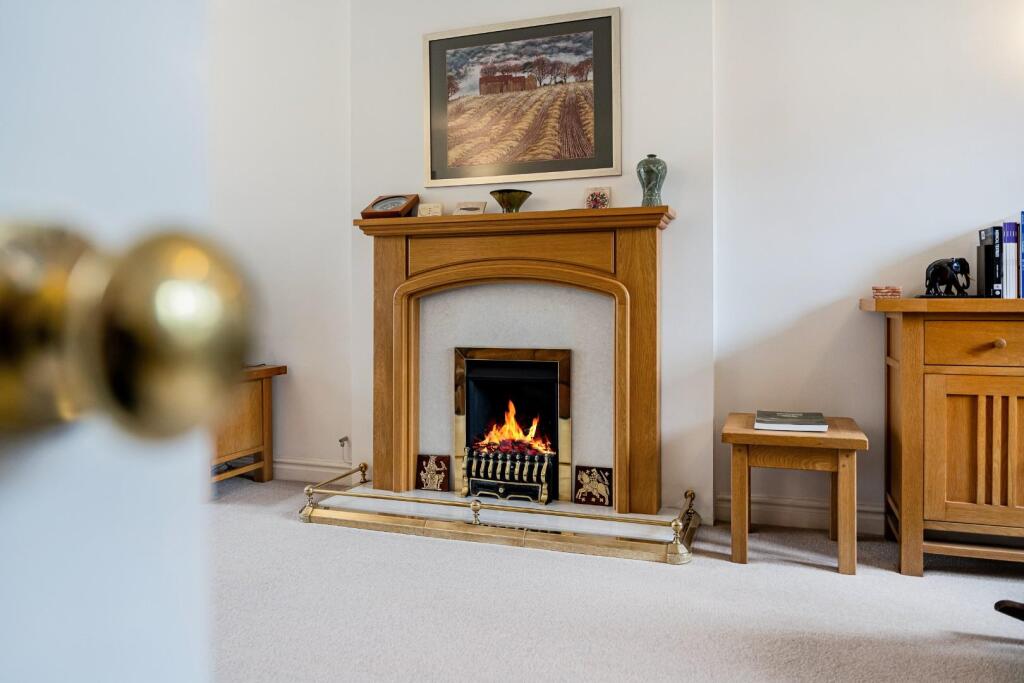 18 CROFT ROAD-56.jpg