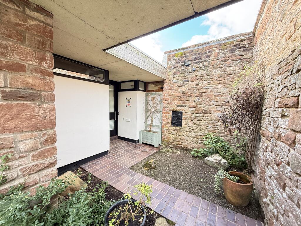 IMG 1921 T202511091422.jpg